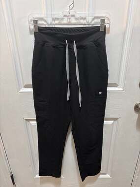 FIGS Yola Skinny Cargo Scrub Pants Black XS Petite